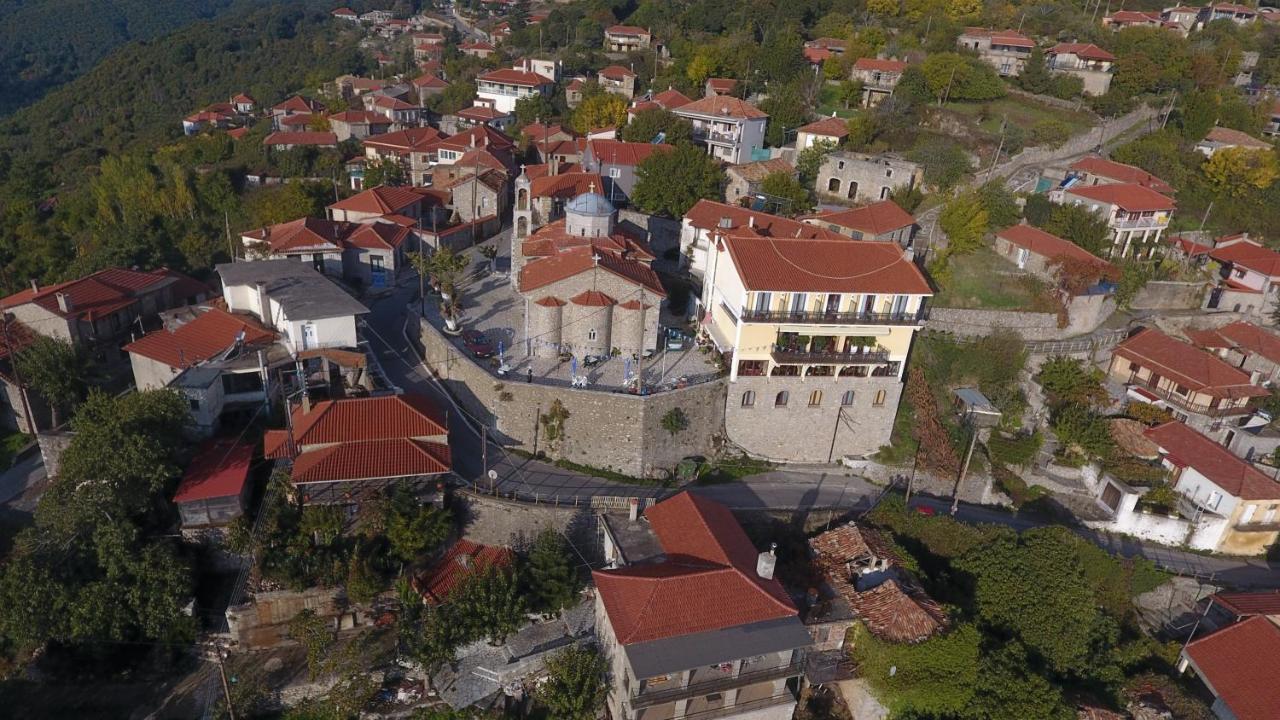 Hotel Isaraiko Spiti Agia Theodora Isaris Экстерьер фото