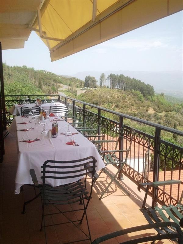 Hotel Isaraiko Spiti Agia Theodora Isaris Экстерьер фото